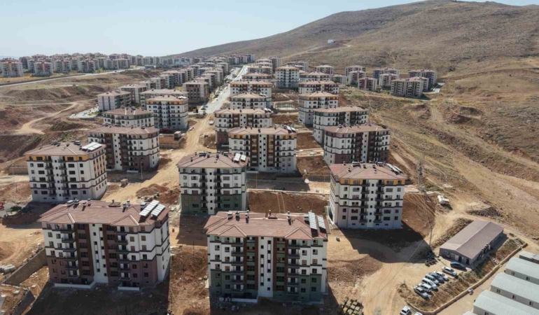 elazigda-deprem-konutlarinin-tamamlanmasinda-ivme-yuzde-90a-ulasildi-4kQVlAE2.jpg