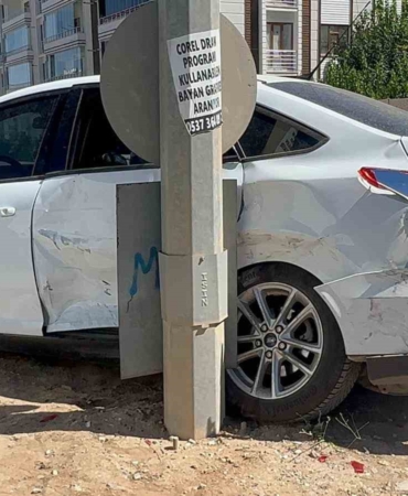 elazigda-feci-trafik-kazasi-2-yarali-dVKyYKBi.jpg