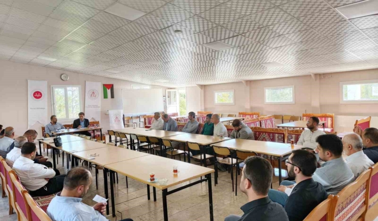 elazigda-oku-yorum-projesi-okuma-aliskanligini-gelistiren-yenilikci-bir-girisim-3JryzCy6.jpg