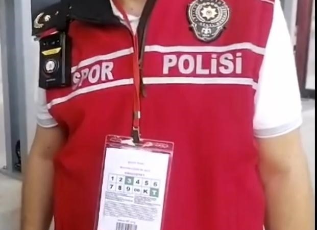 elazigda-spor-guvenligi-icin-yaka-kamerasi-uygulamasi-baslatildi-iXzTl93b.jpg