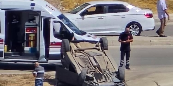 Elazığ'da Takla Atan Otomobilde Bir Yaralı Elazığ’da Takla Atan Otomobilde Bir Yaralı