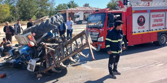 Elazığ'da Traktör Devrildi: İki Kişi Yaralandı Elazığ’da Traktör Devrildi: İki Kişi Yaralandı
