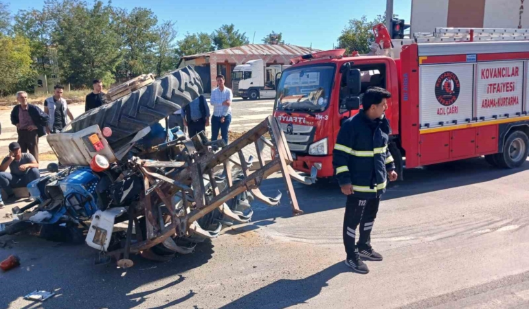elazigda-traktor-devrildi-iki-kisi-yaralandi-RWhr7mDA.jpg