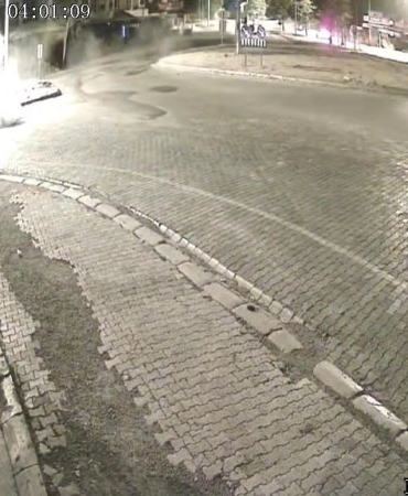 elazigdaki-trafik-kazalari-kameralara-yansiyan-anlar-7VyII6Da.jpg