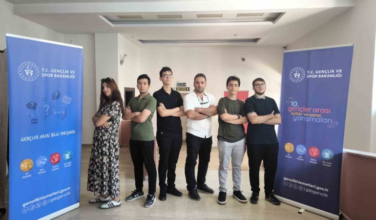 elazigin-kultur-ve-sanat-yarismasinda-elde-ettigi-bolge-birinciligi-mXQKEqJC.jpg