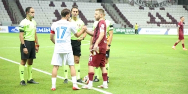 elazigspor-altinordu-macinin-hakemi-selvi-olacak-wurgJLuF.jpg