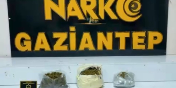 Gaziantep'te 4 Kilogramdan Fazla Uyuşturucu Madde Ele Geçirildi Gaziantep’te 4 Kilogramdan Fazla Uyuşturucu Madde Ele Geçirildi