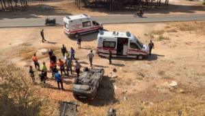gaziantepte-5-metreden-sarampole-ucan-otomobilin-surucusu-yaralandi-dramatik-kaza-ani-KrU1wOPe.jpg