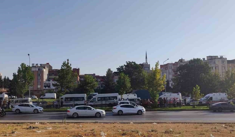 gaziantepte-7-aracla-meydana-gelen-zincirleme-kaza-20-kisi-hafif-yaralandi-BLKW5MQc.jpg