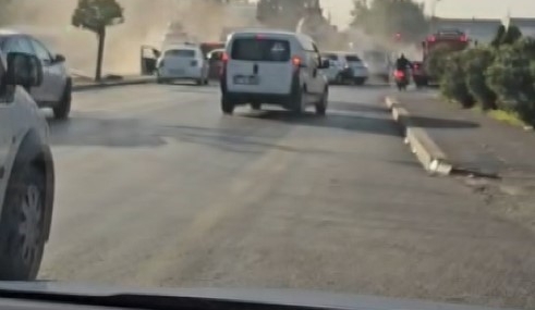 Gaziantep’te Korkunç Kaza: Sürücüsü Rahatsızlanan Çekici 6 Aracı Biçti Gaziantep’te Korkunç Kaza: Sürücüsü Rahatsızlanan Çekici 6 Aracı Biçti