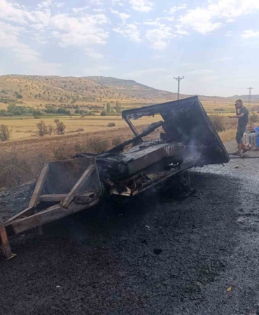 gercuste-cekme-karavan-alev-alev-yandi-olay-inceleniyor-4xLFHFJa.jpg