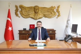 Iğdır Valisi Ercan Turan'a Yapılmış Hakaret Olayı igdir-valisi-ercan-turana-yapilmis-hakaret-olayi-aWqbSarj.jpg