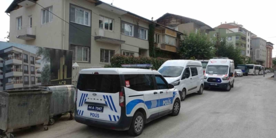 Malatya'da 83 Yaşındaki Adamın Evinde Bulunan Gizemli Ölüm Malatya’da 83 Yaşındaki Adamın Evinde Bulunan Gizemli Ölüm