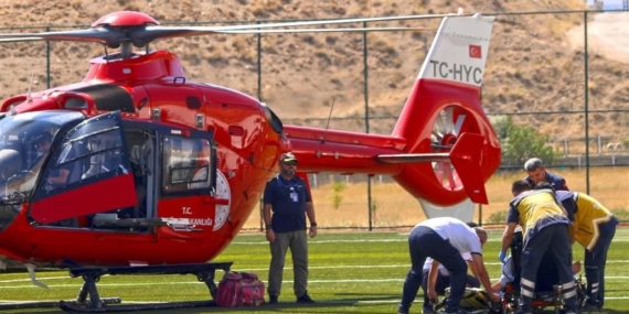 Malatya'da 87 Yaşındaki Hasta İçin Ambulans Helikopter Havalandı Malatya’da 87 Yaşındaki Hasta İçin Ambulans Helikopter Havalandı