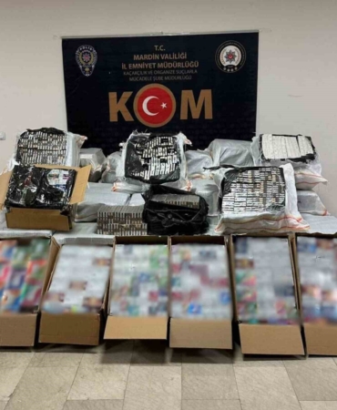 mardinde-tarihi-yakalama-51-bin-paket-kacak-sigara-ve-2-bin-elektronik-nargile-tutuklandi-2cqpywPO.jpg