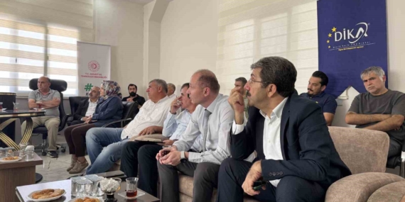 Mardin'de Yerel Kalkınma Hamlesi ve Yenilikçi Yatırım Teşvik Sistemi Tanıtıldı Mardin’de Yerel Kalkınma Hamlesi ve Yenilikçi Yatırım Teşvik Sistemi Tanıtıldı