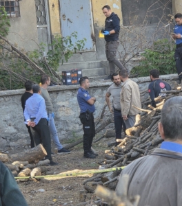 mus-otoparkinda-gizemli-erkek-cesedi-kesfi-7zNZulzg.jpg