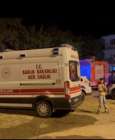 musta-cikan-yangin-yasli-adamin-hayatina-mal-oldu-LQZQsnkF.jpg