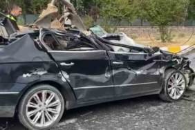 patnosta-koyun-yuklu-tirin-otomobile-carpmasi-kaza-ani-ve-detaylar-g2JFZn33.jpg