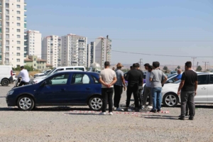 sifir-fiyata-satilmaya-calisan-2-el-araclar-neden-elden-cikamiyor-rCbU8tUT.jpg