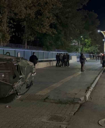 tatvanda-hedefteki-sahislara-gece-yarisi-sok-baskin-5cSJyZmh.jpg