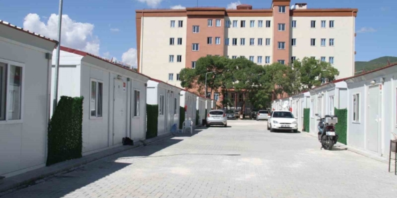 Tunceli: Fay Hatlarının Kesişim Noktası ve 12 Konteyner Kent ile Afet Hazırlığı Tunceli: Fay Hatlarının Kesişim Noktası ve 12 Konteyner Kent ile Afet Hazırlığı