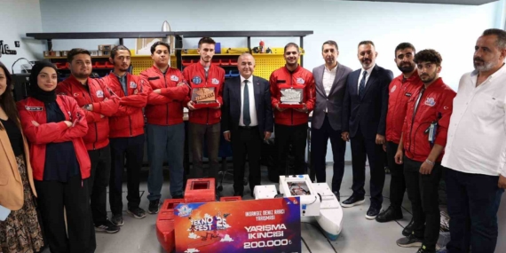 Vali Hatipoğlu, Geleceğin Parlak Yıldızlarıyla Buluştu