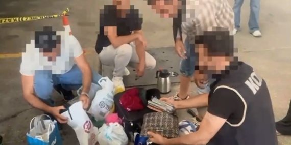 Van'da Gerçekleştirilen Sahte Para Operasyonu Van’da Gerçekleştirilen Sahte Para Operasyonu