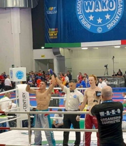 yusuf-eren-lletonyali-rakibini-zorlanmadan-gecti-WOPUh5s6.jpg