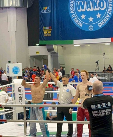 yusuf-eren-lletonyali-rakibini-zorlanmadan-gecti-WOPUh5s6.jpg