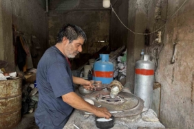 57-yildir-askla-bakir-kalayciligi-yapan-usta-znvamfQh.jpg