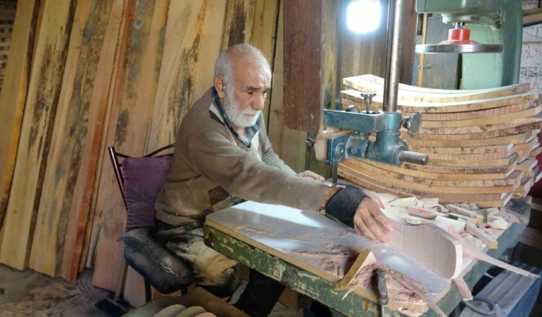 62-yildir-baba-meslegini-basariyla-surduren-usta-n6kJsvJ2.jpg