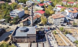 85-yil-sonra-yeniden-ibadete-acilan-murat-pasa-camisi-chp-doneminde-yikilan-tarihi-eserin-Xsz1xfPP.jpg