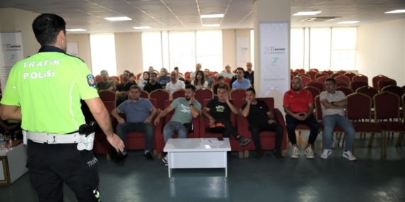 Batman'da Geçiş Güvenliğini Sağlamak için Özel Eğitim Programı Düzenlendi Batman’da Geçiş Güvenliğini Sağlamak için Özel Eğitim Programı Düzenlendi