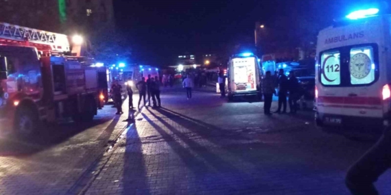 Batman'da Korkunç Ev Yangını: 77 Yaşındaki Yatalak Hasta Hayatını Kaybetti Batman’da Korkunç Ev Yangını: 77 Yaşındaki Yatalak Hasta Hayatını Kaybetti