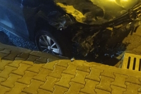 batmanda-saganak-yagis-zincirleme-trafik-kazasina-yol-acti-3-kisi-yaralandi-zhaD8lp7.jpg