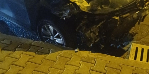 Batman'da Sağanak Yağış Zincirleme Trafik Kazasına Yol Açtı: 3 Kişi Yaralandı Batman’da Sağanak Yağış Zincirleme Trafik Kazasına Yol Açtı: 3 Kişi Yaralandı