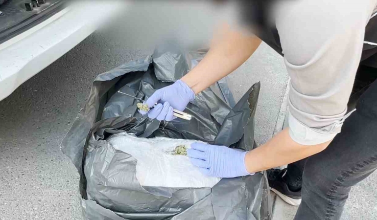 batmanda-uyusturucu-operasyonu-20-kilo-400-gram-madde-ele-gecirildi-YmiT5ZOc.jpg