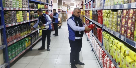 Battalgazi Zabıtasından Sıkı Market Denetimleri! Battalgazi Zabıtasından Sıkı Market Denetimleri!