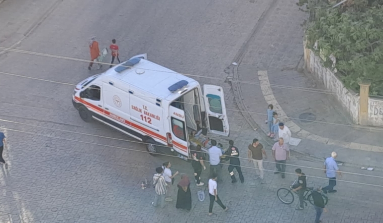 dengesini-kaybeden-genc-sise-uzerinden-gecerken-yaralandi-7l9XYmJe.jpg