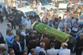 Diyarbakır Kuyu Faciasında Hayatını Kaybeden 4 Kişi Toprağa Verildi diyarbakir-kuyu-faciasinda-hayatini-kaybeden-4-kisi-topraga-verildi-Thtfb6B5.jpg