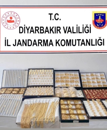 diyarbakirda-40-milyon-lira-degerinde-kacak-altin-operasyonu-gLS5XdnC.jpg