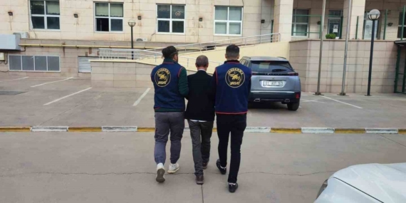 Diyarbakır'da Kesinleşmiş Hapis Cezası Olan 68 Kişi Yakalandı Diyarbakır’da Kesinleşmiş Hapis Cezası Olan 68 Kişi Yakalandı