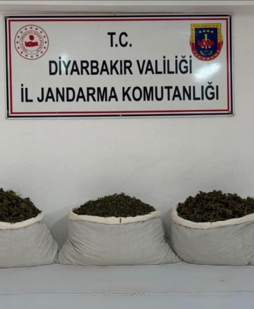 diyarbakirda-uyusturucu-operasyonlari-sucla-mucadelede-yeni-adimlar-PbNf2Q6g.jpg