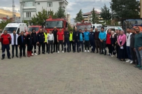 Elazığ Hastanesi'nde Yangın Tatbikatı: Güvenlik Önlemleri Test Edildi elazig-hastanesinde-yangin-tatbikati-guvenlik-onlemleri-test-edildi-8fyYM22f.jpg