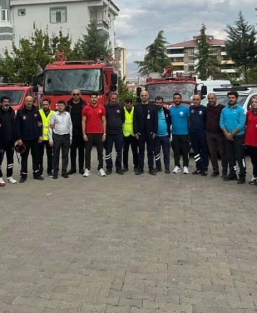 Elazığ Hastanesi'nde Yangın Tatbikatı: Güvenlik Önlemleri Test Edildi elazig-hastanesinde-yangin-tatbikati-guvenlik-onlemleri-test-edildi-8fyYM22f.jpg
