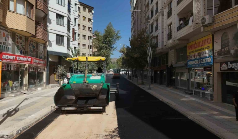 elazigda-balakgazi-caddesi-modernizasyonuyla-yenilendi-2jdpbsLM.jpg