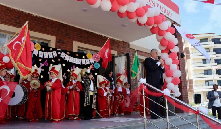 Elazığ'da Geleneksel Bed-i Besmele Töreni Yapıldı elazigda-geleneksel-bed-i-besmele-toreni-yapildi-bx3JeEqs.jpg