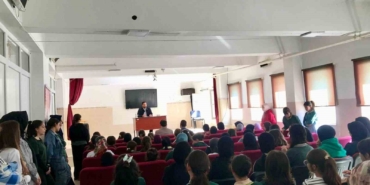 Elazığ'da İmam Hatipliler Haftası: Eğitim ve Kültür Etkinlikleri elazigda-imam-hatipliler-haftasi-egitim-ve-kultur-etkinlikleri-DH8jrhUL.jpg