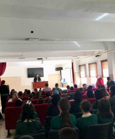 Elazığ'da İmam Hatipliler Haftası: Eğitim ve Kültür Etkinlikleri elazigda-imam-hatipliler-haftasi-egitim-ve-kultur-etkinlikleri-DH8jrhUL.jpg